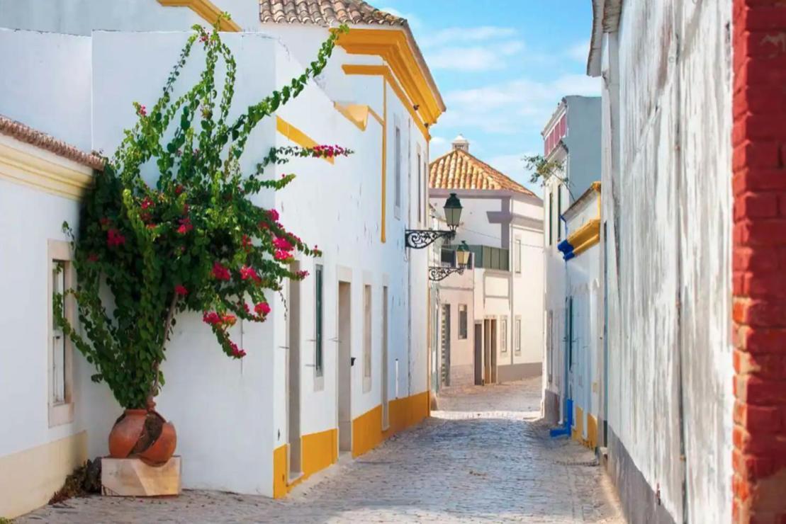 Blife Faro City Life Private Rooms Extérieur photo